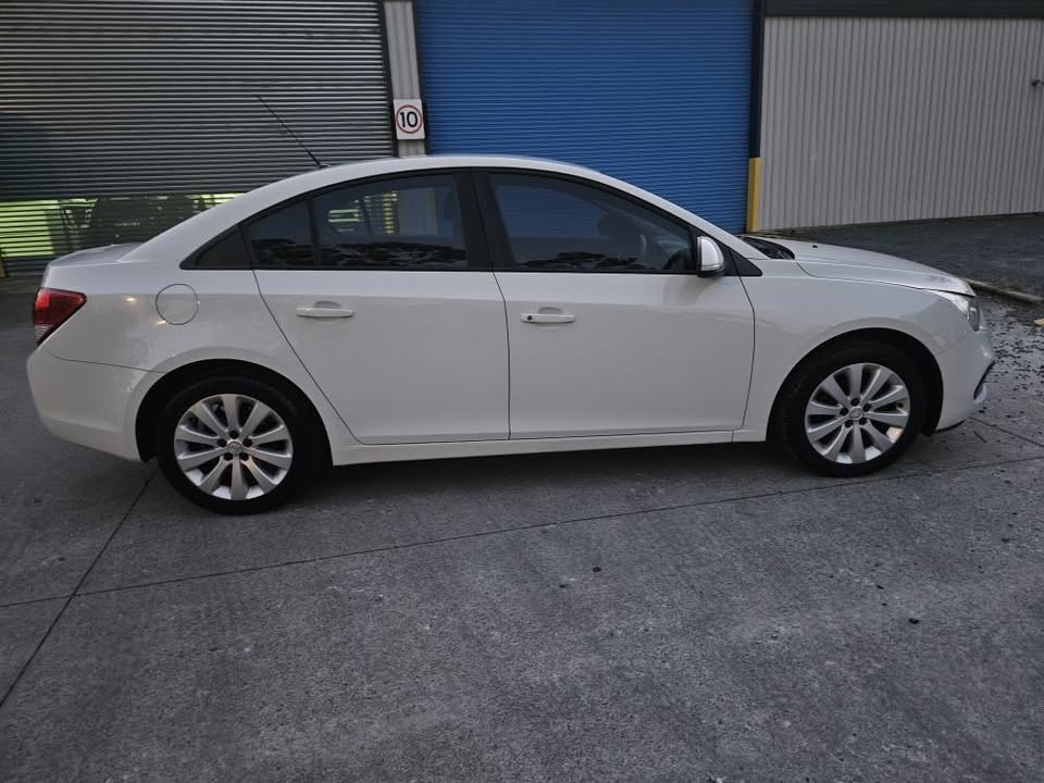 2016 Holden cruze easy second chance finance7.jpg